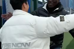 武磊今日表现抢眼，C罗整场无解，教练赛后亲自拥抱