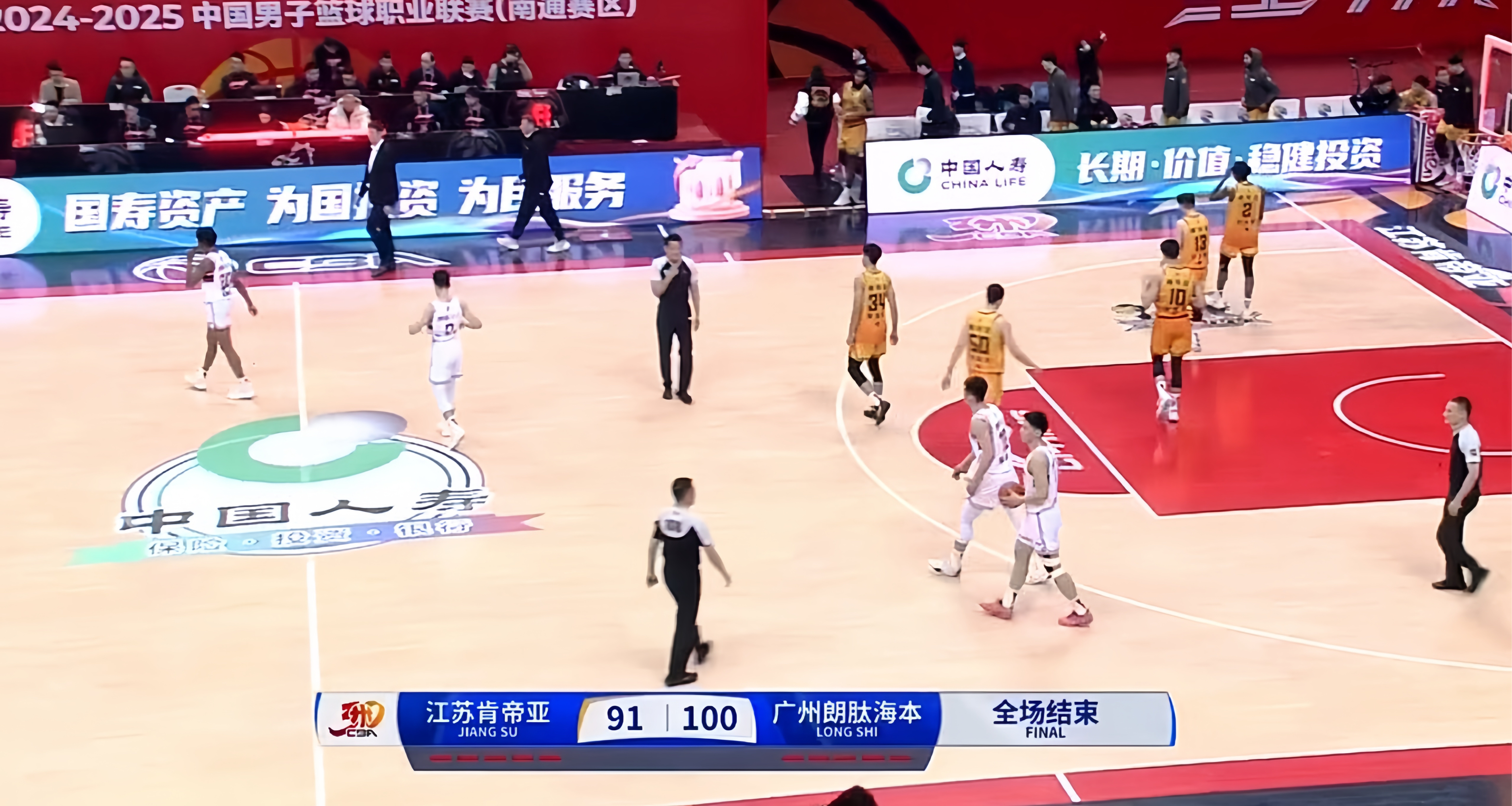 广州队上演绝地逆转，惊险击败浙江队